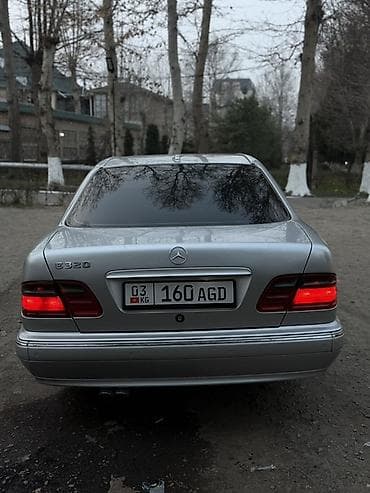 124 е320: Mercedes-Benz E-Class: 2001 г., 3.2 л, Автомат, Бензин, Седан — 5