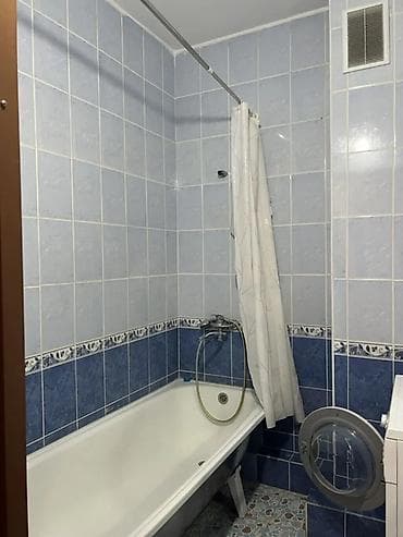 сдаю кв улан 2: Улан мкр Сдается 2-х ком квартира Серия: 106 Этаж: 8/10 С мебелью — 3