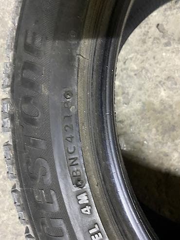 blizzak: Зимняя шина Bridgestone Blizzak VRX - Размер: 215/50 R17 - Модель — 3