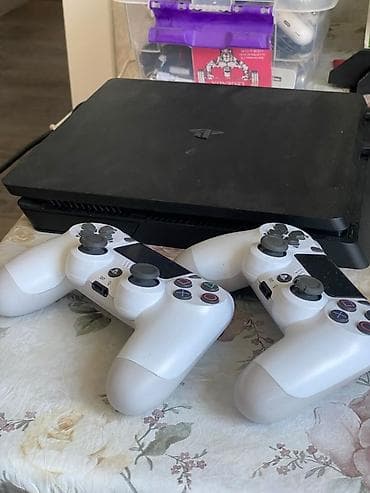 game console: Продам PS4 Slim на 500гб Прошитая. Версия ПО 12.52 установлен GoldHen — 5