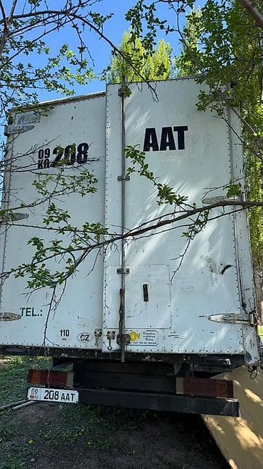 газель холодильник: Легкий грузовик, Mercedes-Benz — 9