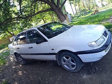 Volkswagen: Volkswagen Passat: 1993 г., 1.8 л, Механика, Газ, Седан — 3