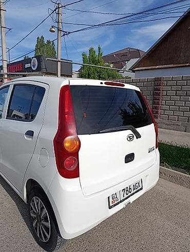 дайхатсу коуре: Daihatsu Cuore: 2008 г., 1 л, Механика, Бензин, Хэтчбэк — 3