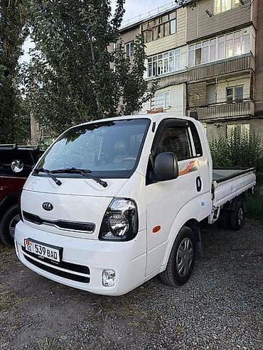 е60 e60: Легкий грузовик, Kia, 3 т, Б/у — 1