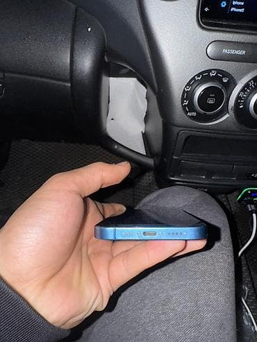 iphone 13 256gb: IPhone 13, Б/у, 128 ГБ, Синий, Кабель, 68 % — 4