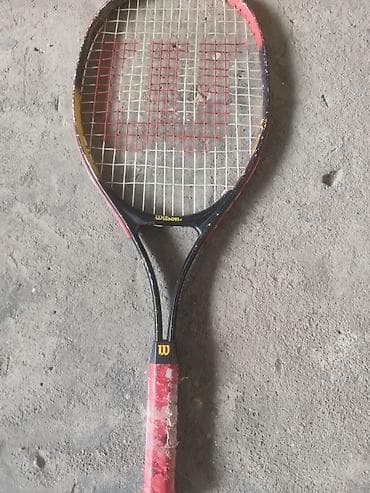 Теннисная ракетка Wilson (серия Pro Staff, подпись на шейке). -