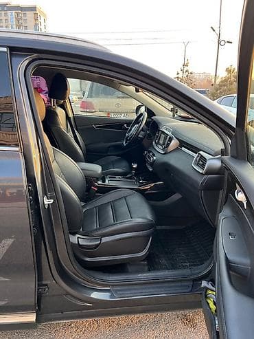 sorento: Kia Sorento: 2018 г., 2 л, Автомат, Дизель, Кроссовер — 10