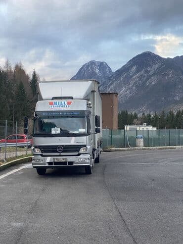 чехол на вольво: Грузовик, Mercedes-Benz, Стандарт, Б/у — 2