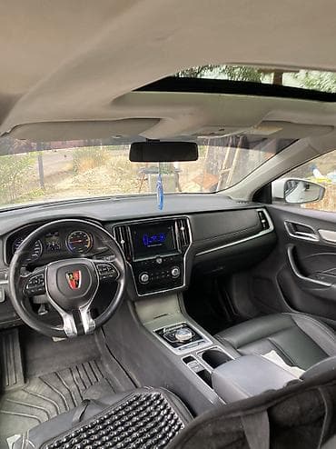 sur ron: Roewe i5: 2020 г., 1.5 л, Автомат, Электромобиль, Седан — 2