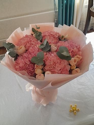 Букет «Пудровая нежность» - Состав: пышные шапки розово‑пудровой at lalafo.kg Букет «Пудровая нежность» - Состав: пышные шапки розово‑пудровой