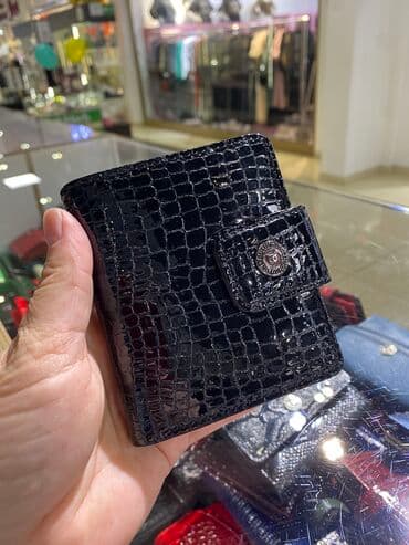 у настоящей женщины должна быть сумка из италии: Маленькие кошельки из натуральной кожи. Производство Турция — 9