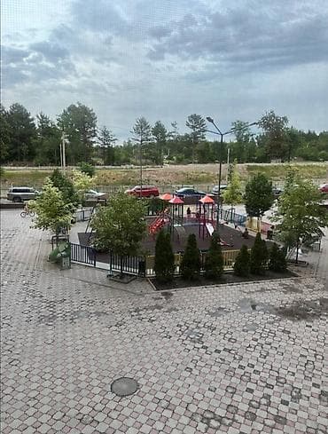 юго восток квартира: 3 комнаты, Риэлтор, Без подселения — 10