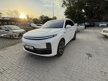 линолеум на авто: Lixiang L7: 2024 г., 1.5 л, Автомат, Электромобиль, Внедорожник — 8