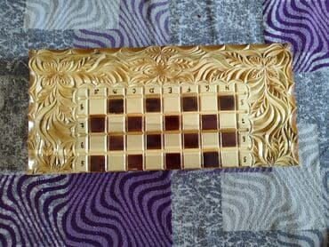 велик на титановых дисках: Деревянные шахматы с уникальным дизайном в виде змей и логотипов — 9