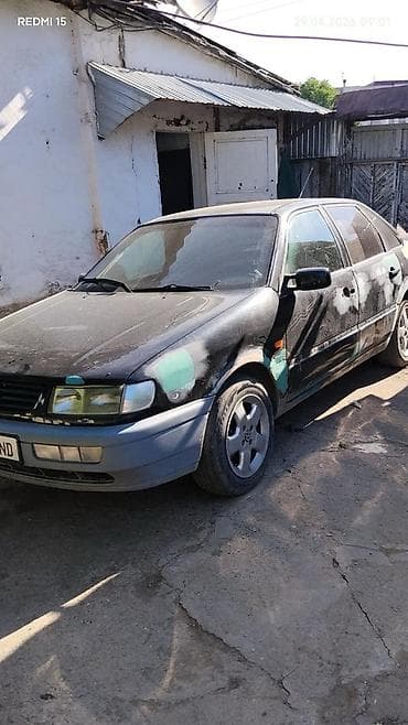 Volkswagen: Volkswagen Passat: 1994 г., 2 л, Механика, Бензин, Седан — 2
