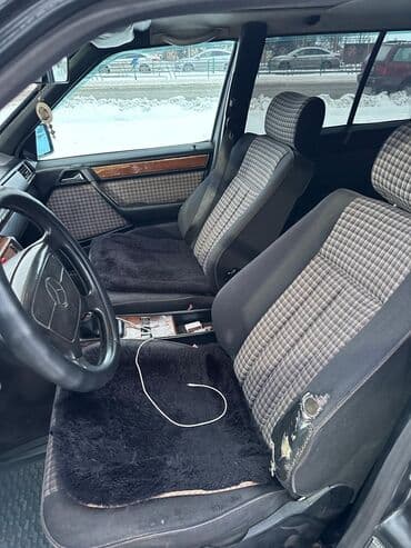 мерс под ешка: Mercedes-Benz E-Class: 1993 г., 3.2 л, Механика, Бензин, Универсал — 6