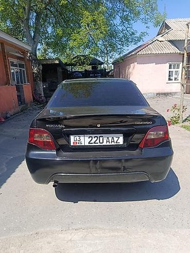 неки: Daewoo Nexia: 2008 г., Седан — 3
