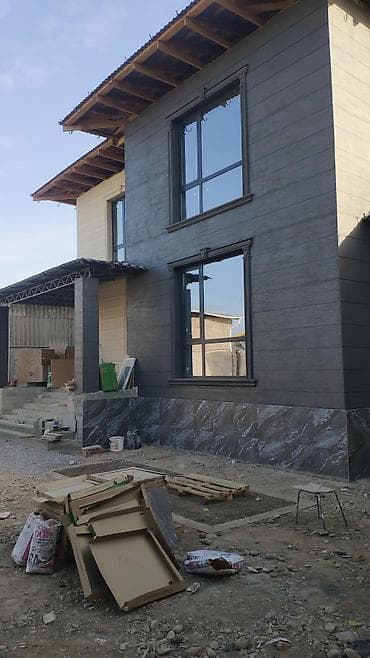 скамейки с навесом: Алюминиевое окно на заказ, Тип окна: Витражные, Декоративные особенности: Фрамуга, Платная установка, Без рассрочки — 9