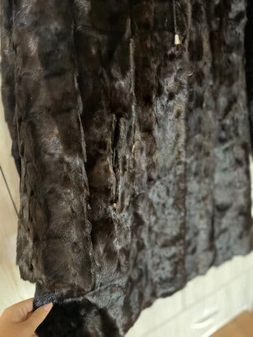 Киреге берилүүчү кийимдер: Натуральная норковая (кусками) шуба Подойдет 42-46 размер Состояние — 3