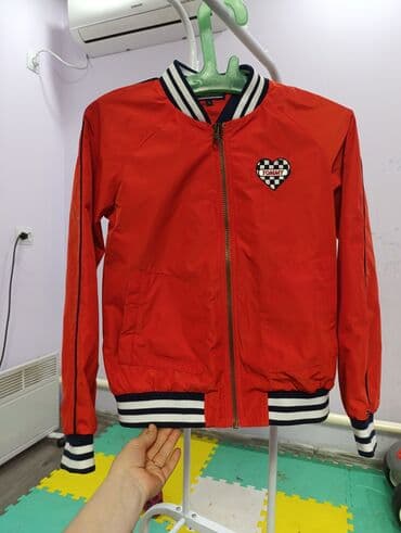 зимняя куртка на девочку 6 7 лет: На рост 152,на 12 лет — 1