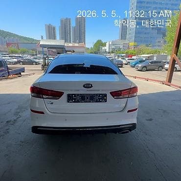 lada 2105: Kia K5: 2021 г., 2 л, Автомат, Газ, Седан — 2