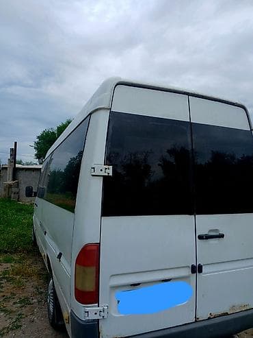 накладки w210: Mercedes-Benz Спринтер: 2002 г., 2.2 л, Механика, Дизель, Бус — 1