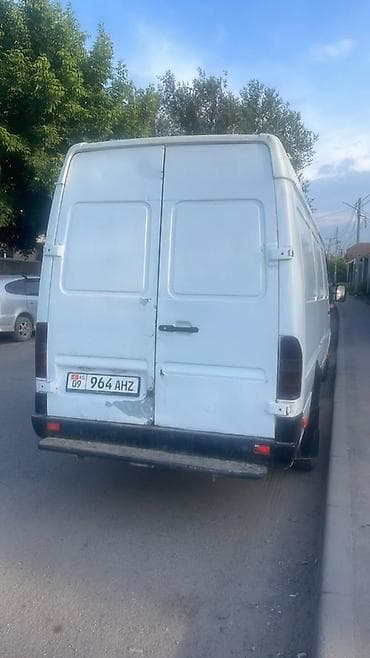 mers 220: Продаётся грузовой фургон Mercedes-Benz Sprinter (первое поколение — 4