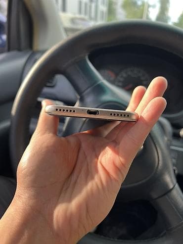 Redmi, Redmi Note 5, Б/у, 32 ГБ, цвет - Золотой, 2 SIM — 2
