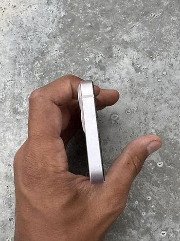 куплю айфон 16: IPhone 13 мини, розовый - Корпус: плоские грани из алюминия, задняя — 7