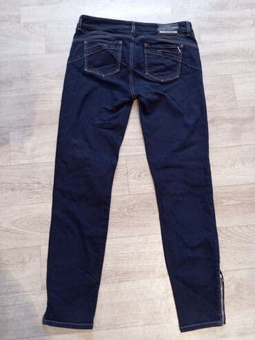 Киреге берилүүчү кийимдер: Жынсылар, Түз, Mustang, Туркия, Бели орто, S — 6