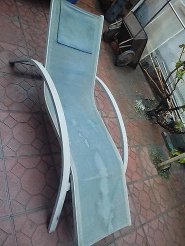 стул в аренду: Шезлонг Металл — 2