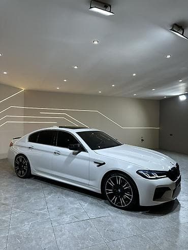 BMW 5 series: 2018 г., 3 л, Автомат, Бензин, Седан at lalafo.kg BMW 5 series: 2018 г., 3 л, Автомат, Бензин, Седан