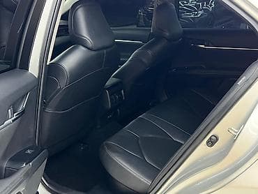 армения номер машины: Toyota Camry: 2018 г., 2.5 л, Автомат, Гибрид, Седан — 9