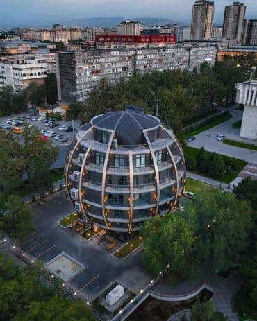 куплю дом под офис: Сдаю Офис, 410 м², В бизнес центре, С отдельным входом, 1 линия, С отдельным сан узлом — 1