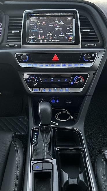 200: Hyundai Sonata: 2020 г., 2 л, Автомат, Газ, Седан — 8