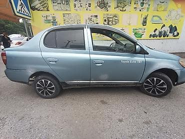 авто выхлоп: Toyota Echo: 2000 г., 1.5 л, Механика, Бензин, Седан — 4