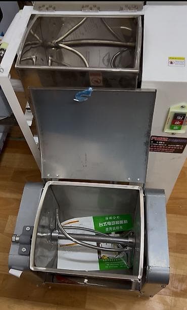 пекарный духовка: Профессиональная мешалка для теста (тестомес) XINXIN - Вертикальная — 2