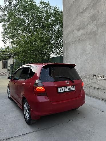 honda inside: Honda Fit: 2002 г., 1.3 л, Автомат, Бензин, Хэтчбэк — 7