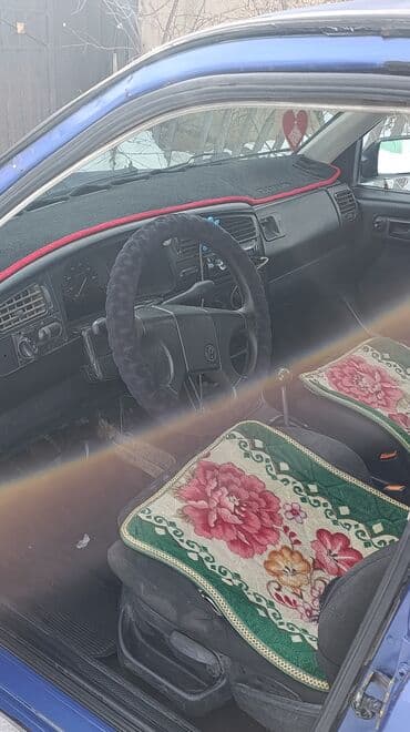 гольф кант: Volkswagen Golf: 1996 г., 1.8 л, Механика, Бензин, Хэтчбэк — 10