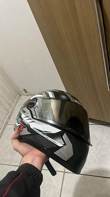 Полнолицевой мотоциклетный шлем с двойным визором. Основные at lalafo.kg Полнолицевой мотоциклетный шлем с двойным визором. Основные