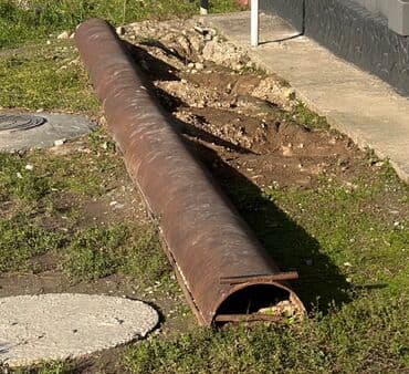 цена труба квадратная 100х100: Арык Металлический Состояние Идеальное Длина: 8 м Ширина: 33 см — 1