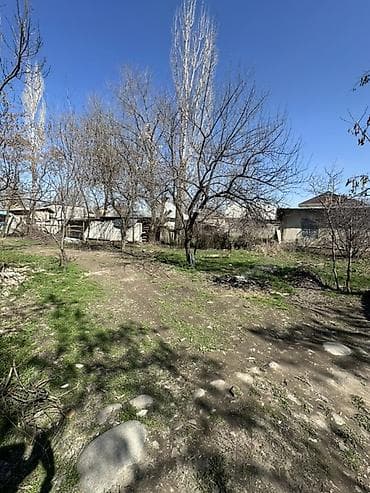 дом ала арча: 📍В центре Сокулука продаётся небольшой дом на участке 5 соток. 🏡Дом — 4