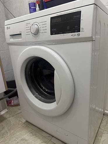 Стиральная машина LG с фронтальной загрузкой, загрузка 6.5 кг. Привод