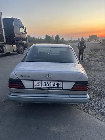 моховик спринтер: Mercedes-Benz W124: 1989 г., 2.5 л, Механика, Дизель, Седан — 8