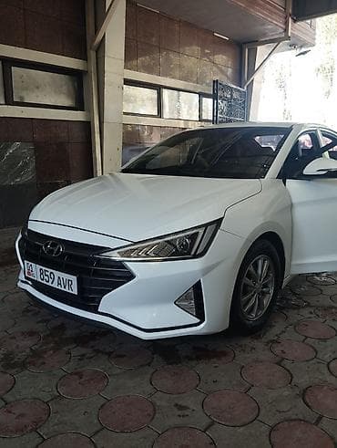 haval h3: Hyundai Avante: 2019 г., Газ, Седан — 2