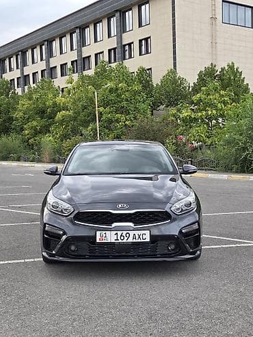 Kia K3: 2019 г., 1.6 л, Автомат, Бензин, Седан at lalafo.kg Kia K3: 2019 г., 1.6 л, Автомат, Бензин, Седан