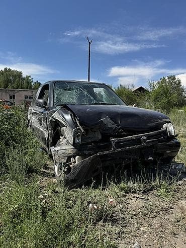 step rf3: Nissan Micra (K11), 3-дверный хэтчбек, на разбор или под — 1