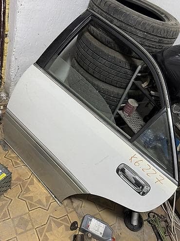 a2 group: Продаю заднюю левую дверь в сборе Toyota Crown jzs171,s170 в идеале — 1