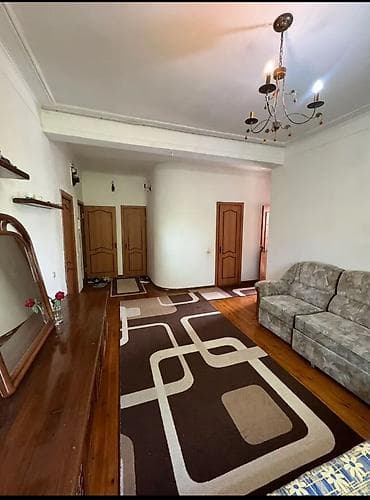 Кыймылсыз мүлк: 3 бөлмө, 60 м², Алтын чарчы Сталинка, 3 кабат, Косметикалык оңдоо — 3