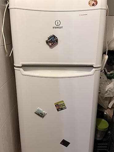 pro mozer: Холодильник Indesit, Б/у, Двухкамерный, De frost (капельный) — 1